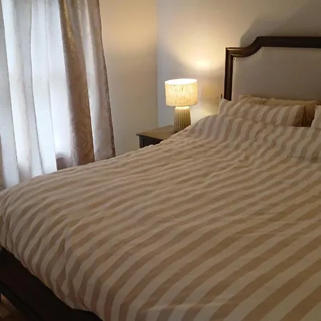 Kitty O'shea's V94dvh9